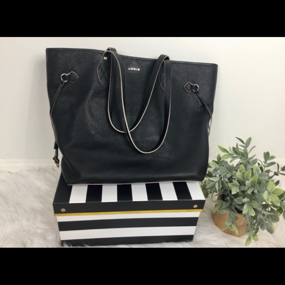 🔥🔥Lodis Black Pebbled Leather Tote